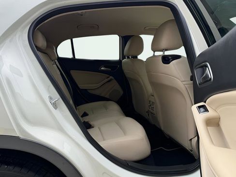 Used 2016 Mercedes-Benz GLA 250 image 27