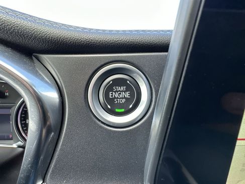 Used 2025 Chevrolet Blazer LT FWD image 22