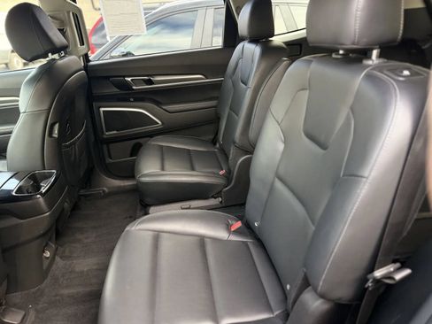 Used 2022 Kia Telluride S AWD/4WD image 15