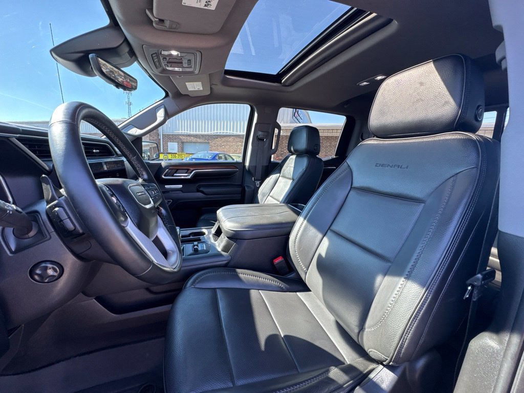 Used 2023 GMC Sierra 1500 Denali w/ Denali Reserve Package AWD/4WD image 8