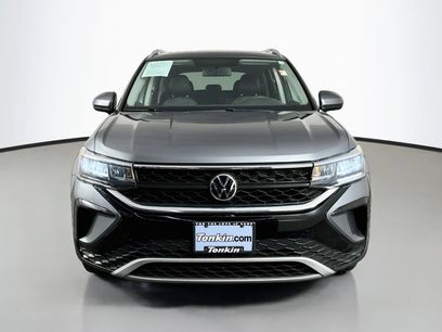 Used 2022 Volkswagen Taos SE