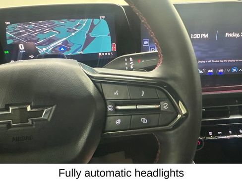Used 2025 Chevrolet Traverse RS w/ LPO, Floor Liner Package FWD image 41