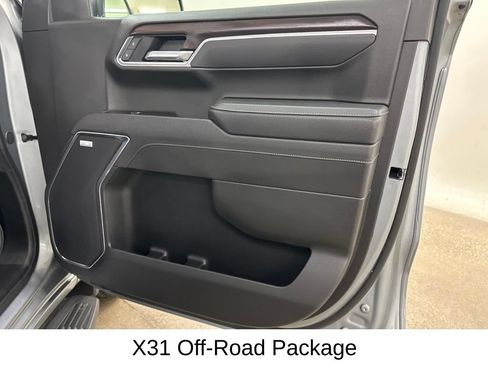 Used 2025 GMC Sierra 1500 SLT w/ SLT Premium Plus Package AWD/4WD image 23