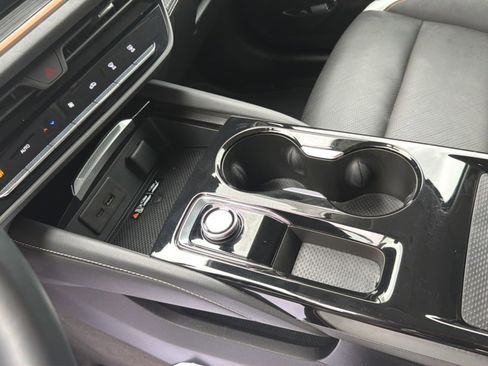 Used 2025 Buick Envision Sport Touring image 18