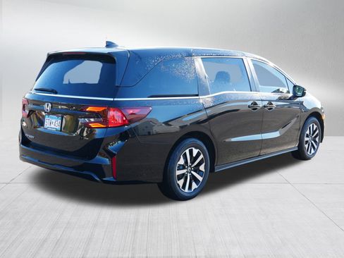 Certified 2026 Honda Odyssey EX-L image 7