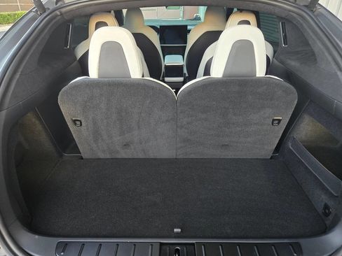 Used 2022 Tesla Model X Plaid image 24