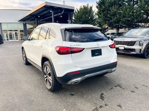Used 2025 Mercedes-Benz GLA 250 4MATIC image 9