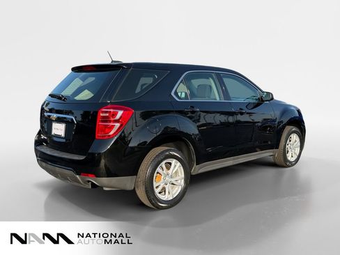 Used 2017 Chevrolet Equinox LS AWD/4WD image 5