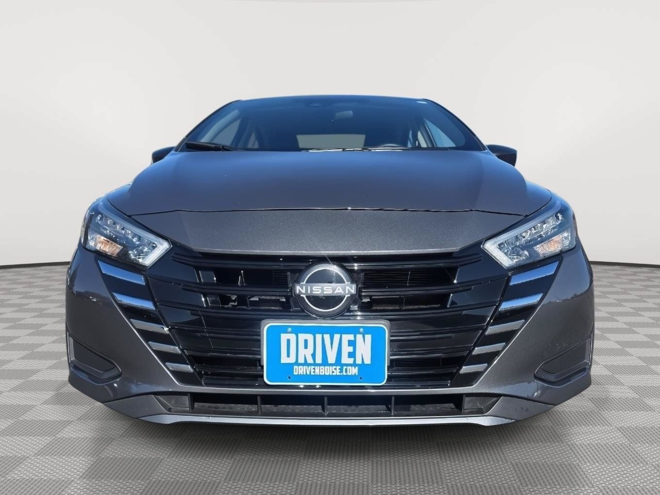 Used 2025 Nissan Versa S w/ Trunk Package FWD image 2