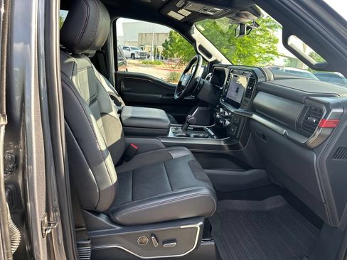 Used 2025 Ford F150 Raptor AWD/4WD image 40