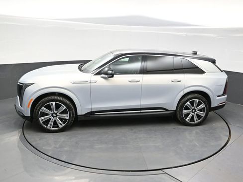 Certified 2025 Cadillac Escalade IQ Luxury 2 image 19