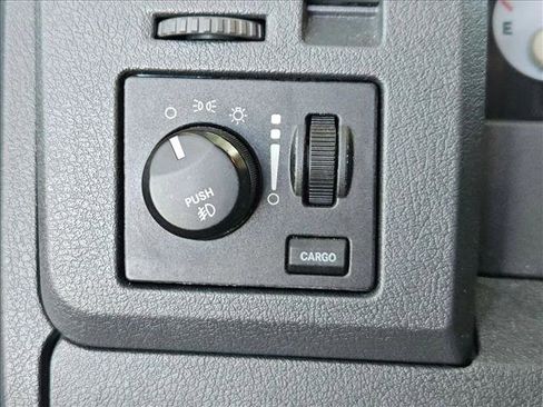 Used 2008 Dodge Ram 1500 Truck SLT image 13