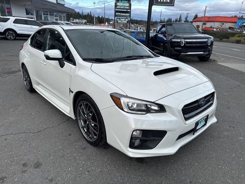 Used 2016 Subaru WRX STI Limited image 9