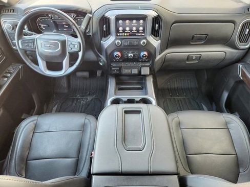 Used 2020 GMC Sierra 1500 SLT image 29
