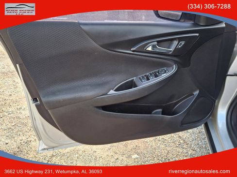 Used 2020 Chevrolet Malibu RS w/ LPO, Convenience Package 1 image 5