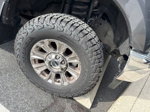 Used 2017 Ford F350 XLT AWD/4WD image 5