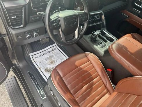 Used 2023 GMC Sierra 1500 Denali Ultimate image 11