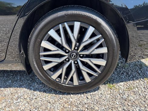 Used 2025 Nissan Altima 2.5 SV FWD image 29