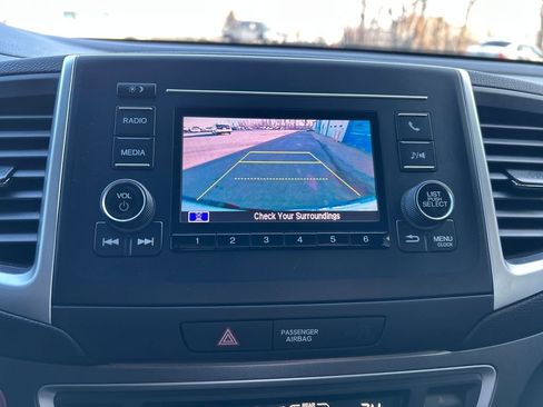 Used 2019 Honda Ridgeline Sport image 25