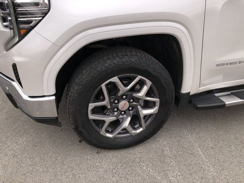 Used 2024 GMC Sierra 1500 SLT w/ SLT Premium Plus Package image 2