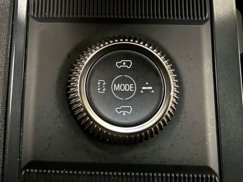 Used 2024 GMC Hummer EV 2X w/ LPO, Illumination Package image 40