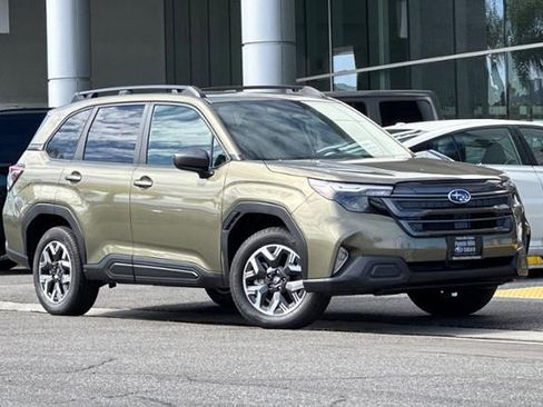 Certified 2026 Subaru Forester Premium AWD/4WD image 2