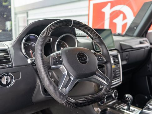 Used 2018 Mercedes-Benz G 550 Squared image 12
