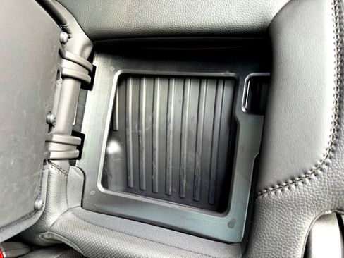 Used 2024 GMC Sierra 3500 Denali w/ Denali Reserve Package image 20