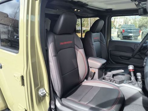 New 2026 Jeep Wrangler Unlimited Rubicon AWD/4WD image 24