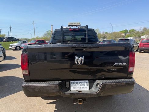 Used 2015 RAM 1500 Tradesman w/ Popular Equipment Group AWD/4WD image 4
