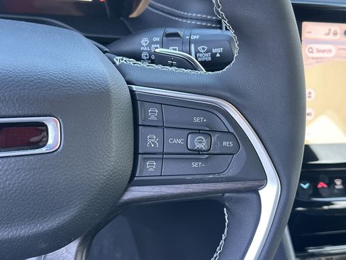 New 2026 Jeep Grand Cherokee Limited Reserve image 10