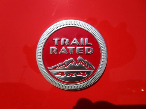 Used 2021 Jeep Cherokee Trailhawk w/ Premium Leather Package image 21