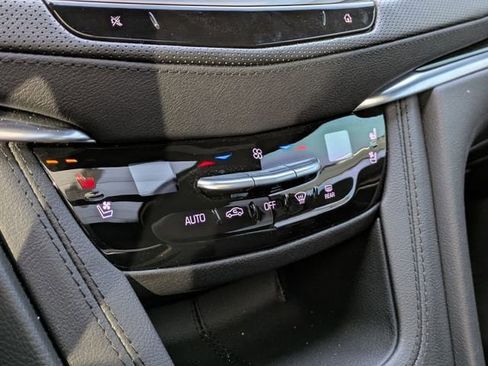 New 2025 Cadillac XT5 Premium Luxury w/ Technology Package image 21