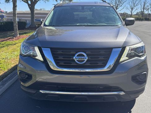 Used 2019 Nissan Pathfinder S image 5