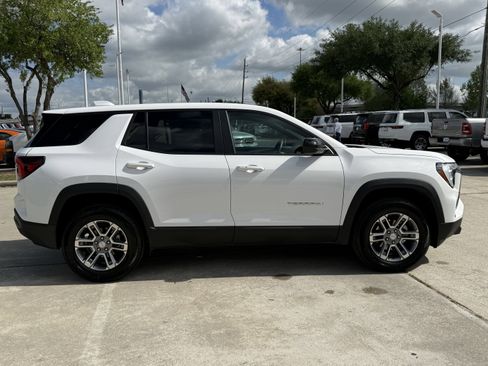 Used 2026 GMC Terrain Elevation image 3