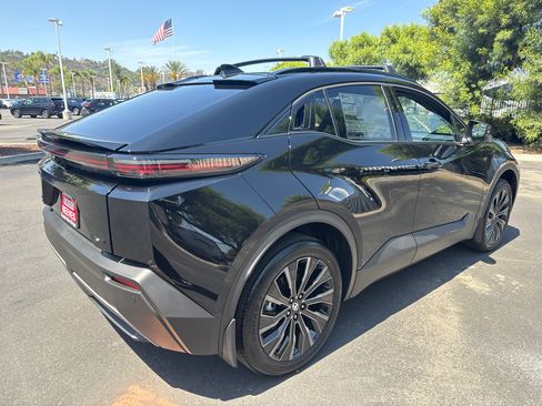 New 2026 Toyota C-HR AWD/4WD image 14