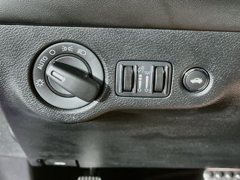 Used 2023 Dodge Challenger R/T Scat Pack RWD image 17