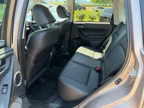 Used 2015 Subaru Forester 2.5i Touring w/ Eyesight & Navigation System AWD/4WD image 20