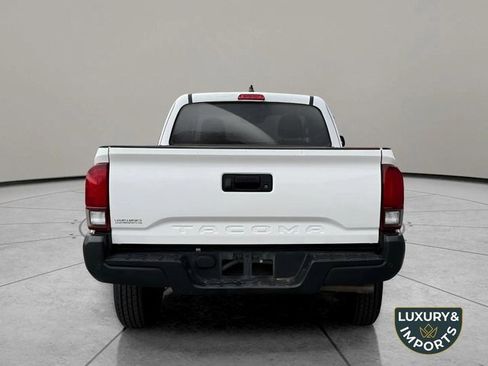 Used 2022 Toyota Tacoma SR image 6