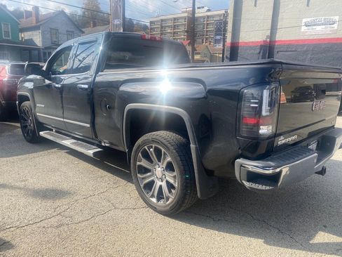 Used 2018 GMC Sierra 1500 SLT w/ SLT Preferred Package image 5