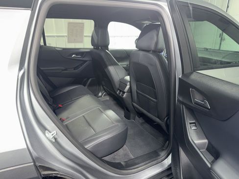 Used 2025 Chevrolet Equinox LT w/ Convenience Package II FWD image 12