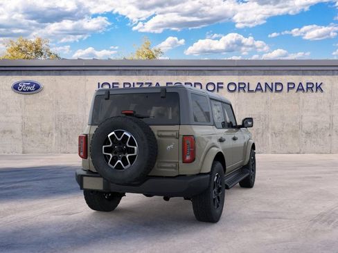 New 2026 Ford Bronco Outer Banks AWD/4WD image 8