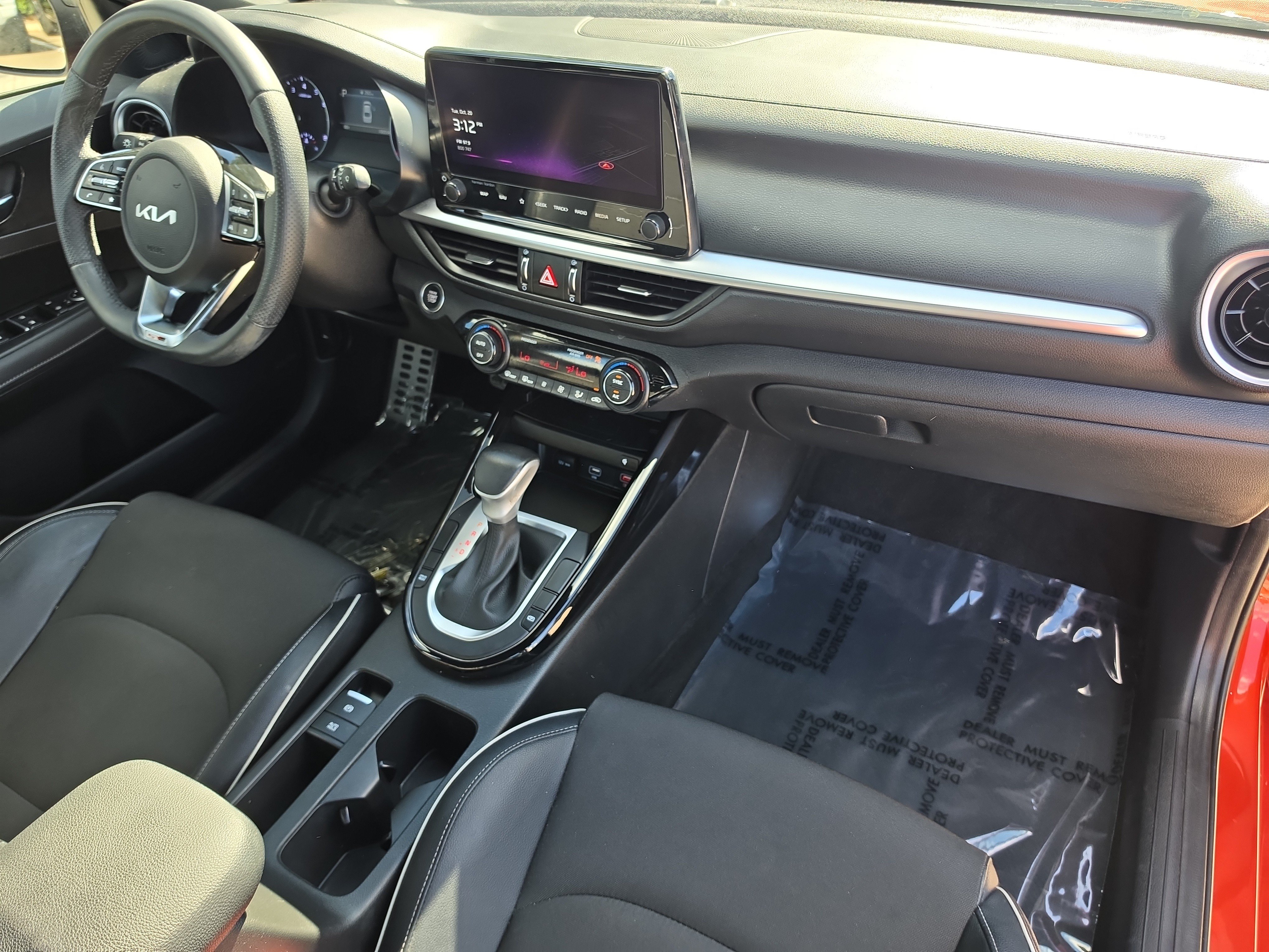 Used 2023 Kia Forte GT-Line w/ GT-Line Premium Package FWD image 11