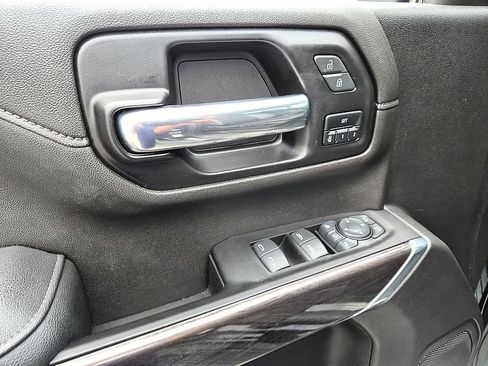 Used 2022 Chevrolet Silverado 2500 LTZ AWD/4WD image 13