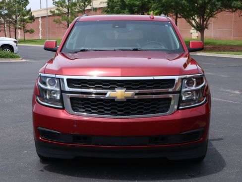 Used 2015 Chevrolet Suburban LT RWD image 27