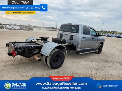 Used 2021 RAM 3500 Tradesman w/ Chrome Appearance Group AWD/4WD image 5