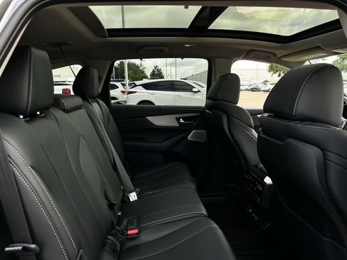 Certified 2025 Acura MDX FWD w/ Technology Package image 29