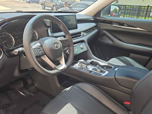 Used 2023 INFINITI QX60 Pure w/ Cargo Package FWD image 17