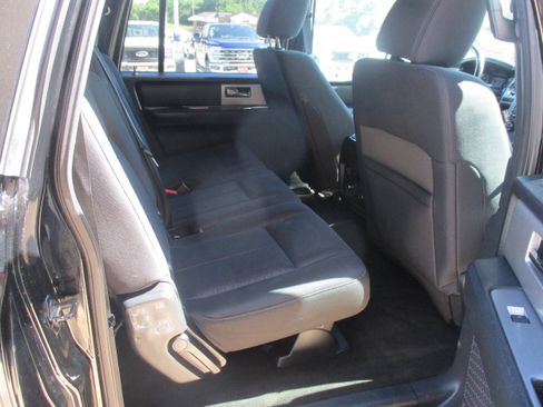 Used 2017 Ford Expedition EL XLT RWD image 9