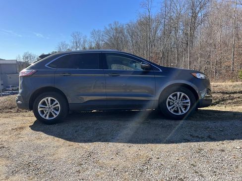 Used 2019 Ford Edge SEL w/ Equipment Group 201A image 2